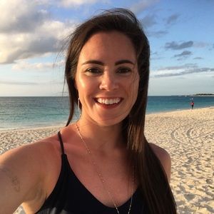 Meet your Posher, Laura